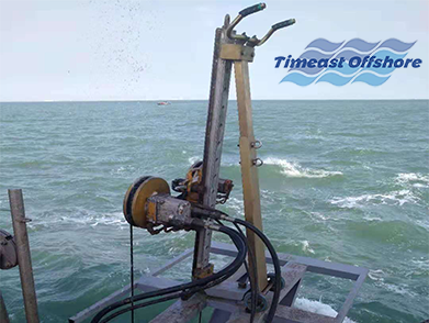 原渤(bó)西油氣處理廠登(dēng)陸管(guǎn)道與高沙嶺港區10萬噸級航道一期工程及防波堤一期工程交叉(chā)影響(xiǎng)區域(yù)部(bù)分海(hǎi)底管(guǎn)道回(huí)收工程(2018年--中海油) 原渤西油氣處理廠登陸管道與高沙嶺港區10萬噸級航(háng)道一期工程及防波堤一期工程交叉影響區(qū)域(yù)部分海底管(guǎn)道回收(shōu)工(gōng)程(2018年--中海油)